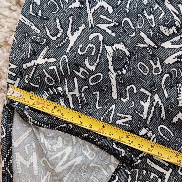 Clientele Women's Top Medium Black White Graphic Alphabet School Teacher - Picture 6 of 8